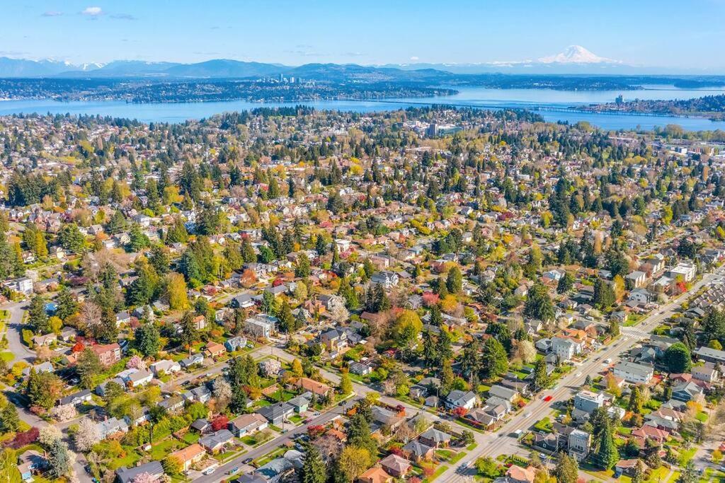 Lilac In Law, Picturesque Lower Unit Seattle Zewnętrze zdjęcie